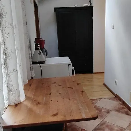 House Apartment *
